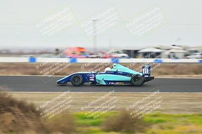 media/Jan-26-2025-CalClub SCCA (Sun) [[cfcea7df88]]/Group 2/Race/